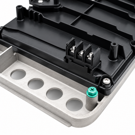 Pentair 356162Z drive terminal block close-up with bonding screw